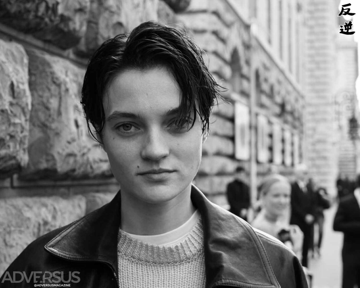 Tanya Churbanova. Il mio punto di vista: le modelle all’uscita backstage da Hermès Autunno/Inverno 2026–2027