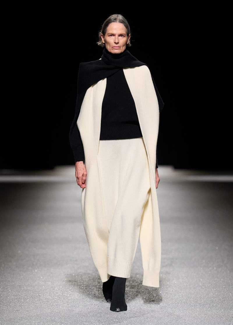 ISSEY MIYAKE Autunno Inverno 2026 2027 - Photo courtesy of ISSEY MIYAKE