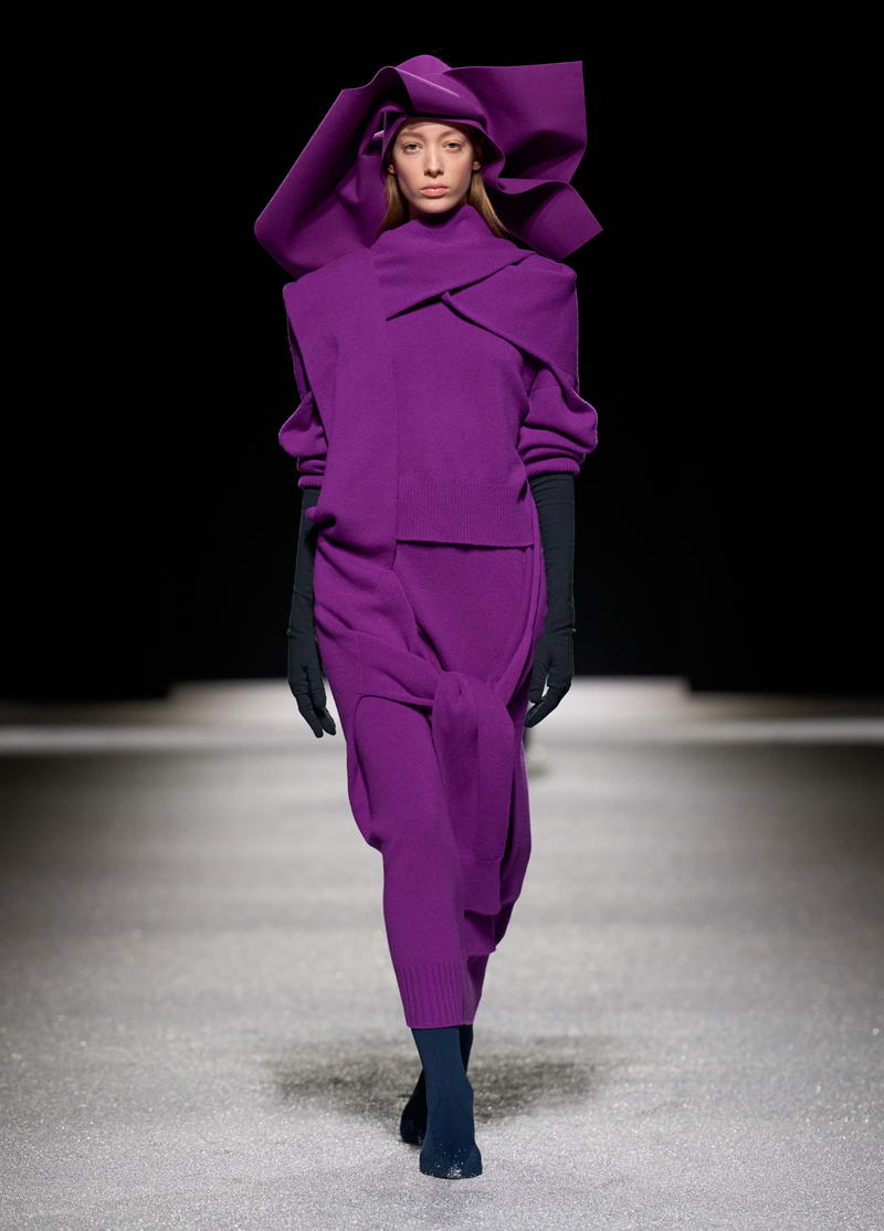 ISSEY MIYAKE Autunno Inverno 2026 2027 - Photo courtesy of ISSEY MIYAKE