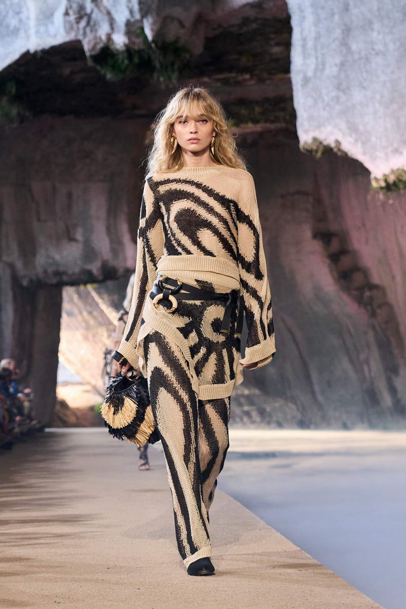 Pucci estate 2026: L'alba - Photo courtesy of Pucci