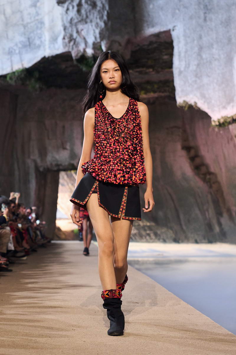 Pucci estate 2026: L'alba - Photo courtesy of Pucci