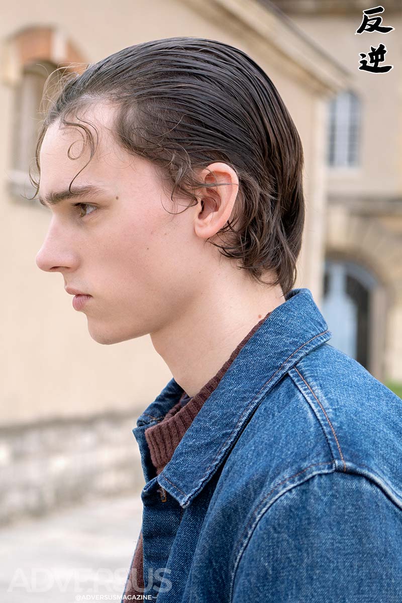 Tagli uomo 2026. Wet look dall’imperfezione ribelle - Photo Charlotte Mesman