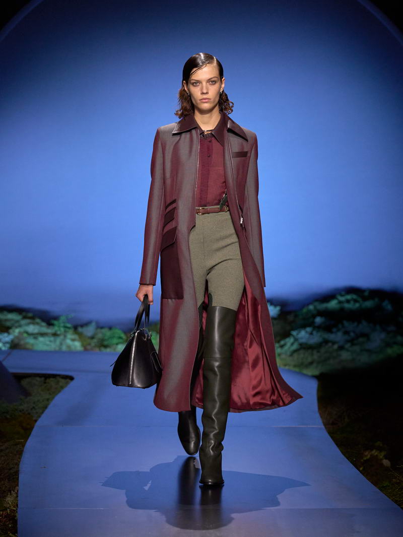 Hermès svela un’eleganza notturna per l’Autunno Inverno 2026 2027 - Photo courtesy of Hermès