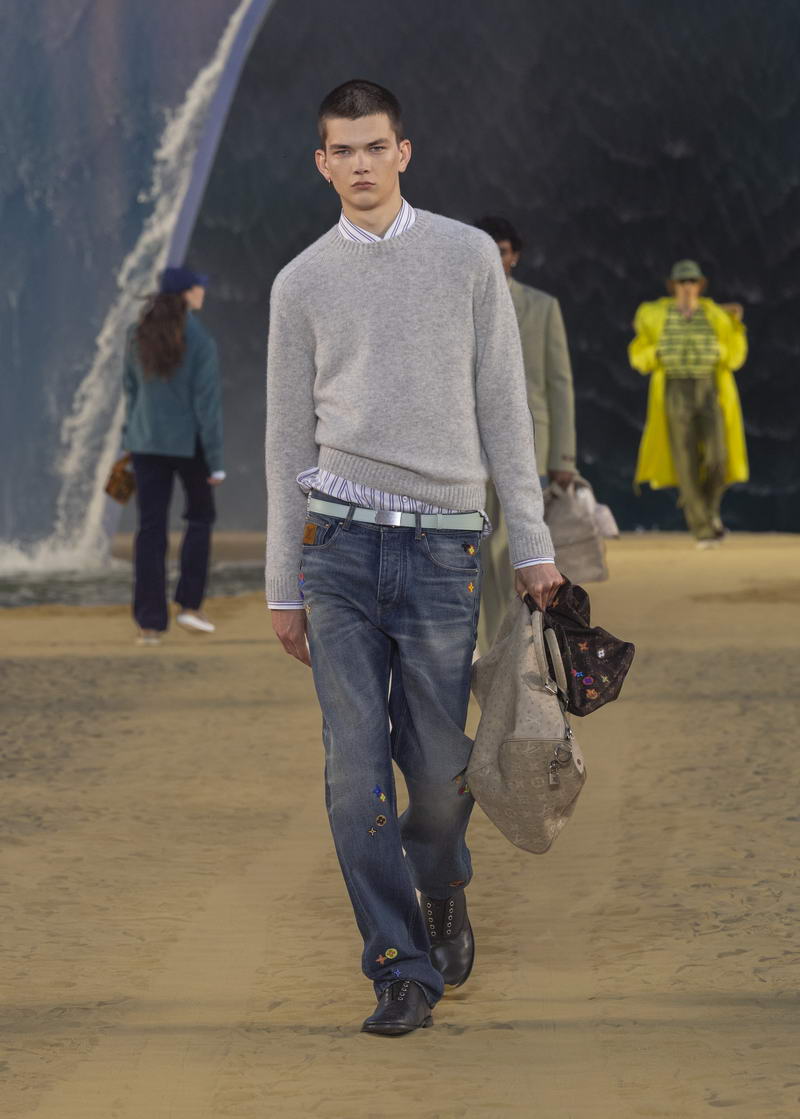 LOUIS VUITTON MEN’S SPRING-SUMMER 2027 SHOW © Louis Vuitton – All rights reserved