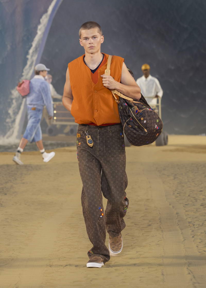 LOUIS VUITTON MEN’S SPRING-SUMMER 2027 SHOW © Louis Vuitton – All rights reserved