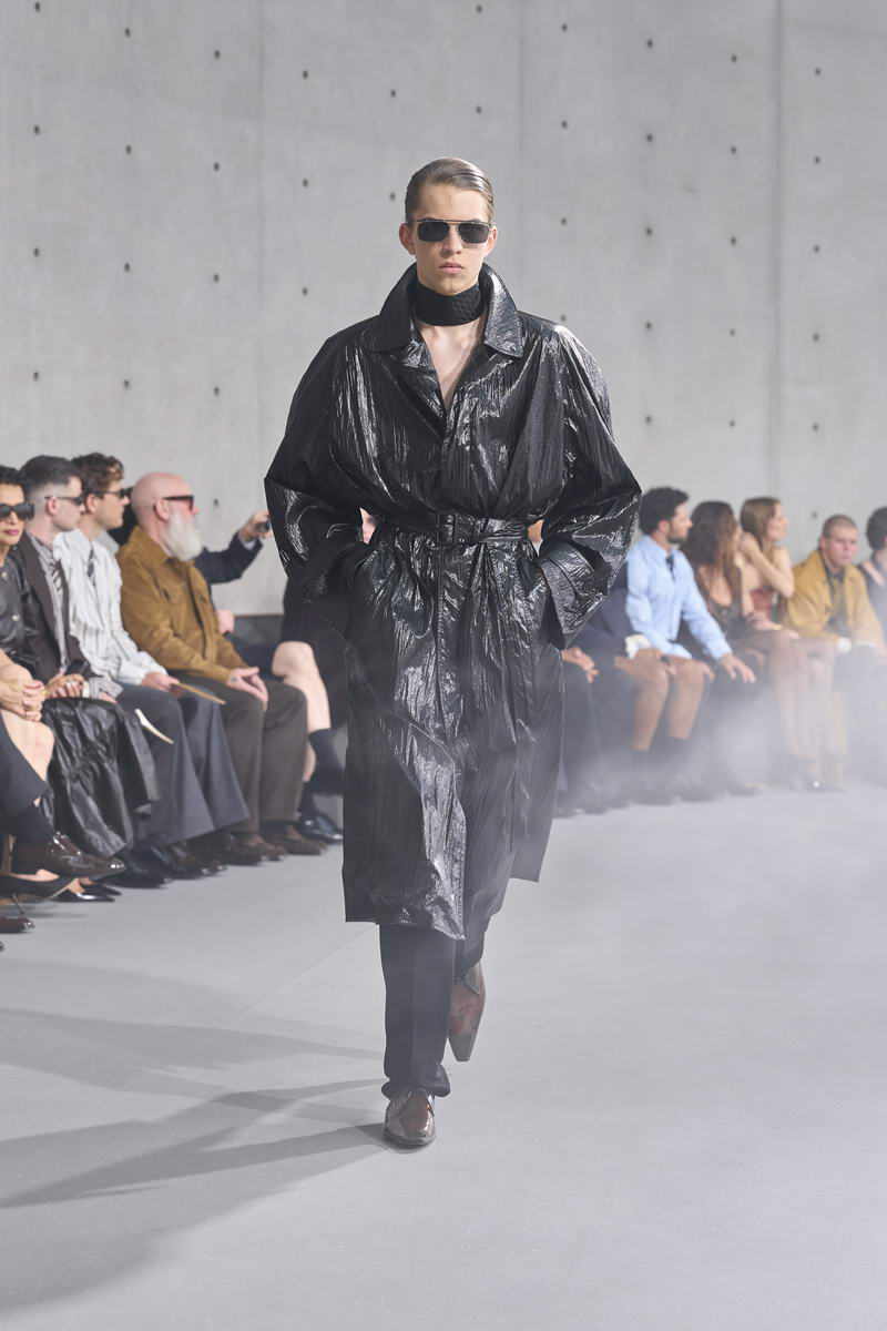 Saint Laurent Uomo Estate 2027 - Photo courtesy of Saint Laurent