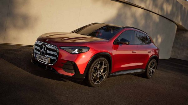 Nuova Mercedes-Benz GLA: più spazio, tecnologia intelligente e anima elettrica