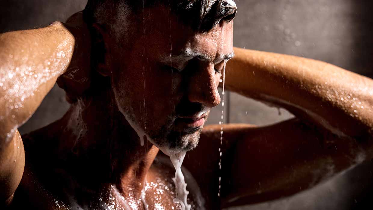 Perché sempre più uomini stanno cambiando il modo in cui si prendono cura del proprio corpo