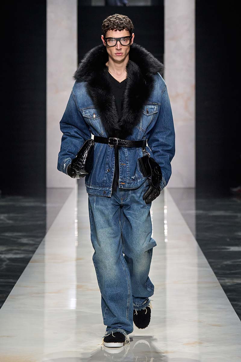Le tendenze denim uomo per l'inverno 2026-2027 - Photo courtesy of Dolce & Gabbana