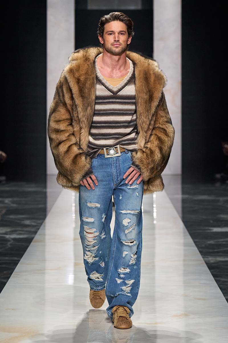 Le tendenze denim uomo per l'inverno 2026-2027 - Photo courtesy of Dolce & Gabbana
